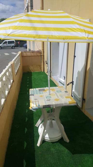 Appartement Plein Sud Au Rdc Avec Terrasse Et Parking Bagnères-de-Bigorre Dış mekan fotoğraf